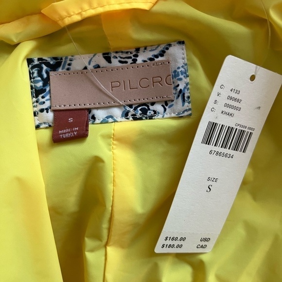 Anthropologie Pilcro Cropped Dolman Puffer in Khaki - Picture 5 of 7